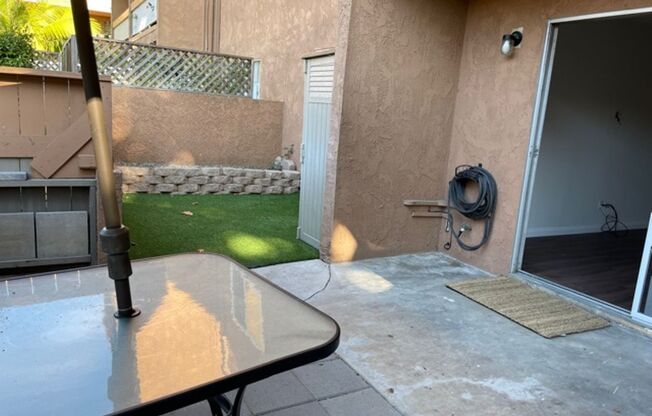 1 bed, 1 bath, 754 sqft, $2,595, Unit Warner #216