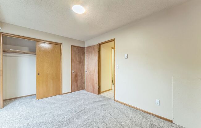 1 bed, 1 bath, $1,200, Unit # 1