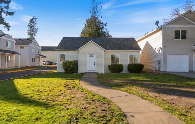 4 Bed | 1 Bath with Modern Finishes in SE PDX