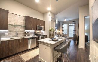 3705 Cedar Springs Rd 624