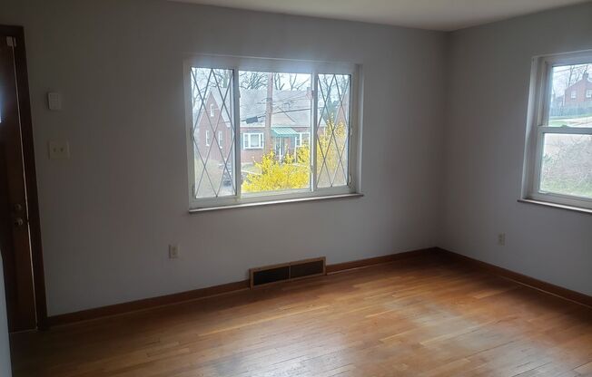 Charming 4 Bed, 1 Bath on Cheston St: Your Dream Home Awaits!