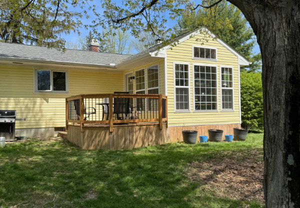 8011 MORSE RD