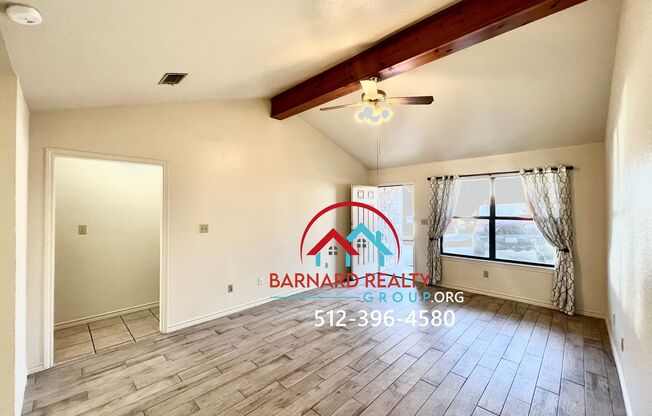 Available June 10: 3 Bed 2 Bath Duplex with Fenced in Yard on Bus Route