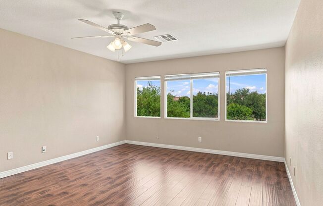 5 beds, 3.5 baths, $3,950