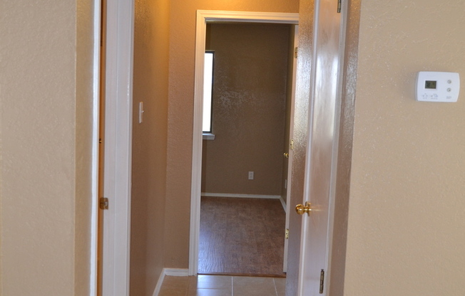 3 beds, 2 baths, $1,195