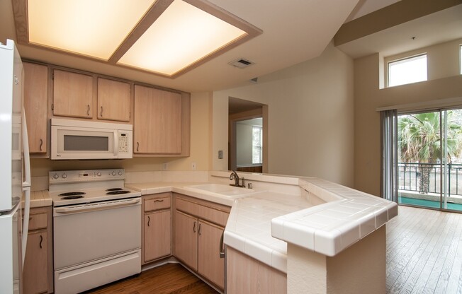 Spacious 2 Bed / 2 Bath Condo + Loft  in Mission Valley