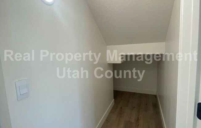 Half Off First Months Rent!  Newer Townhouse in American Fork