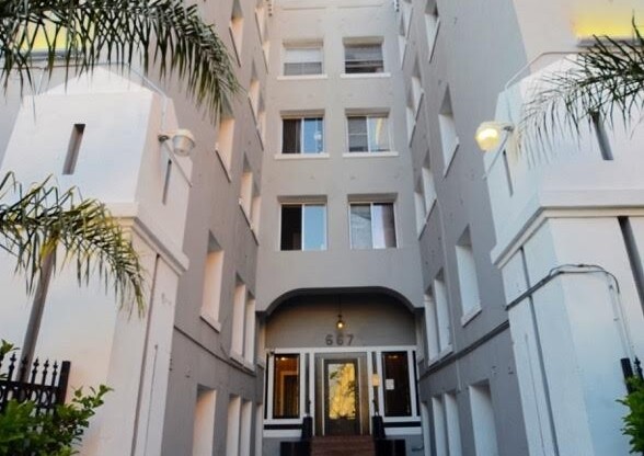 CDL - Chateau Carondelet