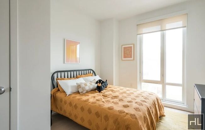 3 beds, 2 baths, $6,325, Unit 529