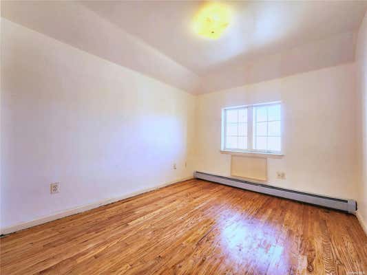 3 beds, 2 baths, $2,600, Unit 3RD FL