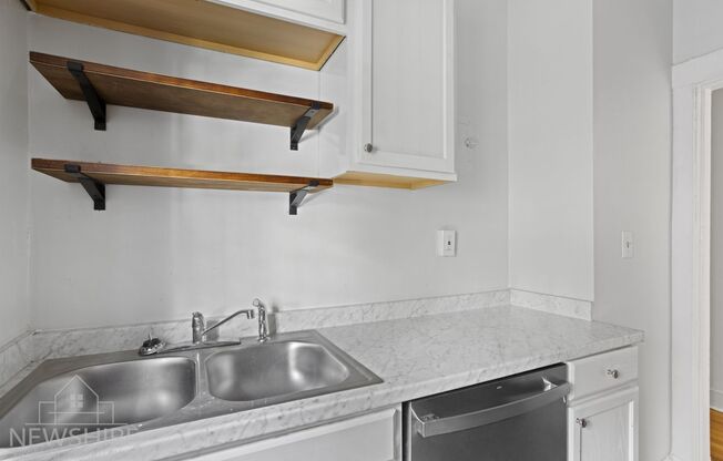 1 bed, 1 bath, 600 sqft, $895, Unit 305- Income Restricted 80% AMI