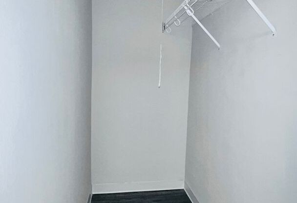 Studio, 1 bath, 320 sqft, $850, Unit # 804