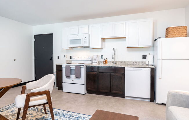 1 bed, 1 bath, 449 sqft, $745, Unit 118