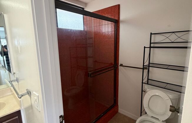 Gorgeous 3 bedroom house with amazing views and huge garden