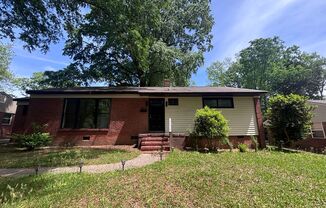 Great 3 bedroom home available in East Charlotte