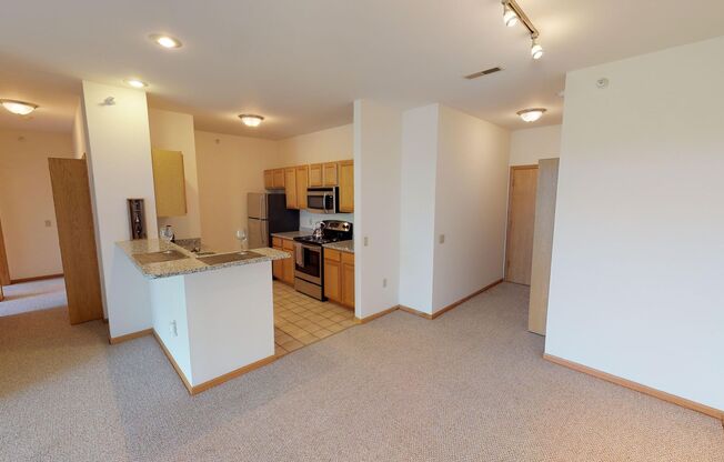 2 beds, 2 baths, 1,125 sqft, $2,015, Unit 2898-203