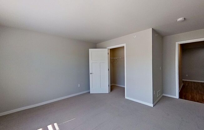 3 beds, 2 baths, $2,085, Unit 58