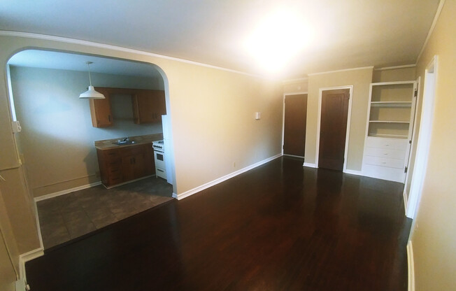 1 bed, 1 bath, 480 sqft, $695, Unit 002