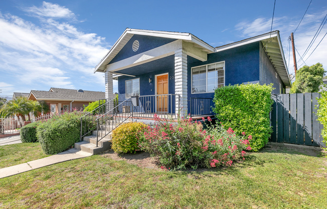 2347 MOSS AVE
