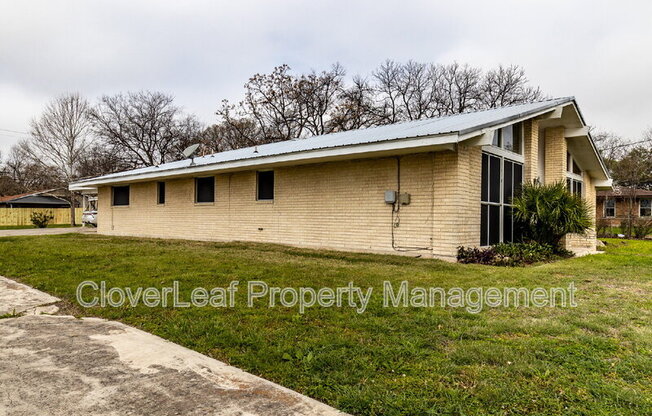 319 GAIETY LN