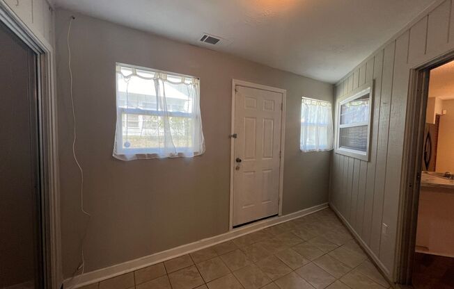 2 beds, 2 baths, $1,500