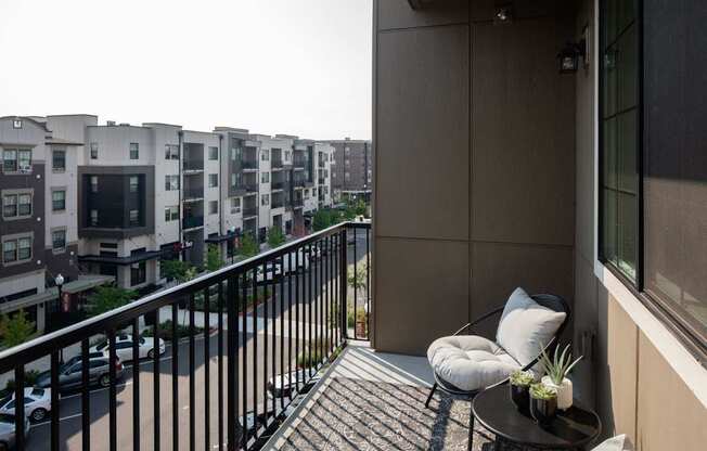 West End District Apartments in Beaverton, Oregon Private Balcony