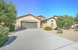 5 beds, 3 baths, $2,499