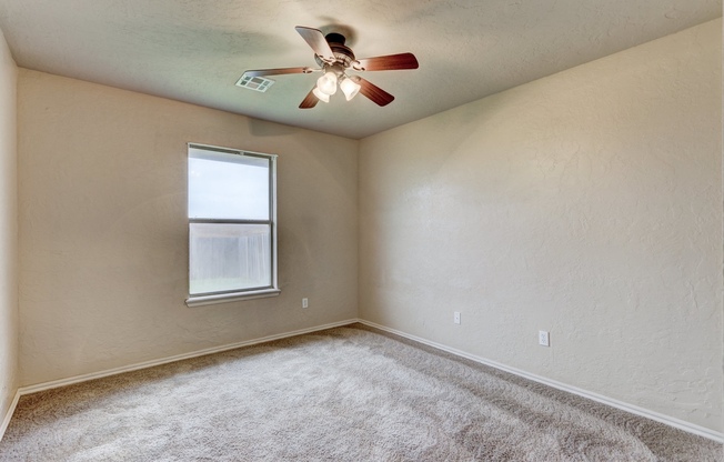 3 beds, 2 baths, $2,035