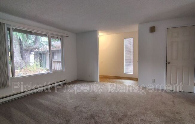 1803 WINFIELD AVE