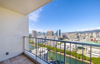 Fully Furnished Unit at Sought after Villa on Eaton Square!