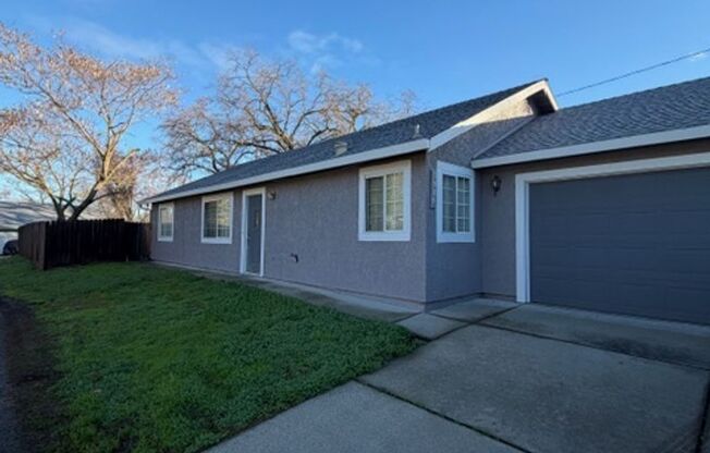 7585-89 TWIN OAKS AVE