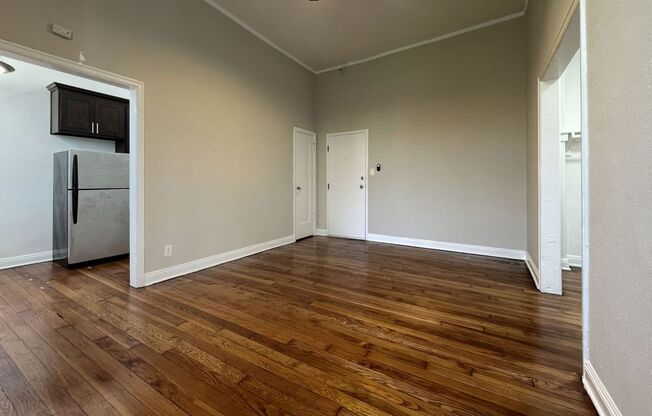 The President Apts...Completely Renovated Apartments...Pet Friendly..Great Location! CALL NOW!