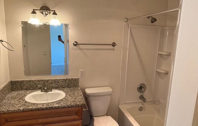 1 bed, 1 bath, 550 sqft, $1,950, Unit 209