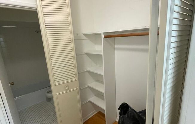 Studio, 1 bath, $1,495, Unit 456