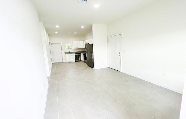 Brand New 2/2/1-Great Location- SW Lehigh Acres