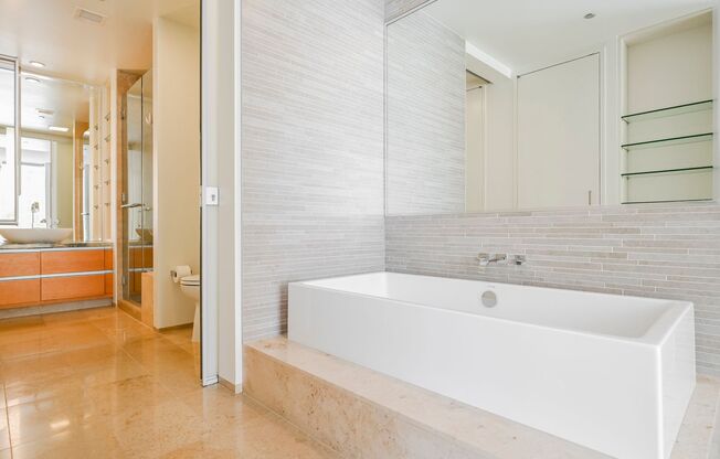 1 bed, 1 bath, $2,900, Unit #1104