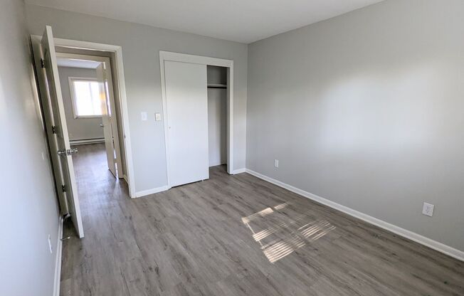 2 beds, 1 bath, $1,200, Unit Apt. 134