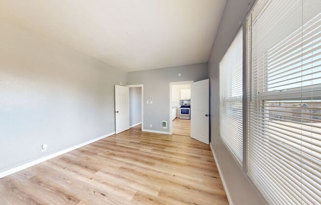 5452 Bancroft Avenue