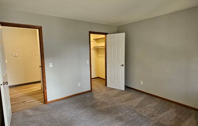 1 bed, 1 bath, 676 sqft, $1,125, Unit 25 - 216