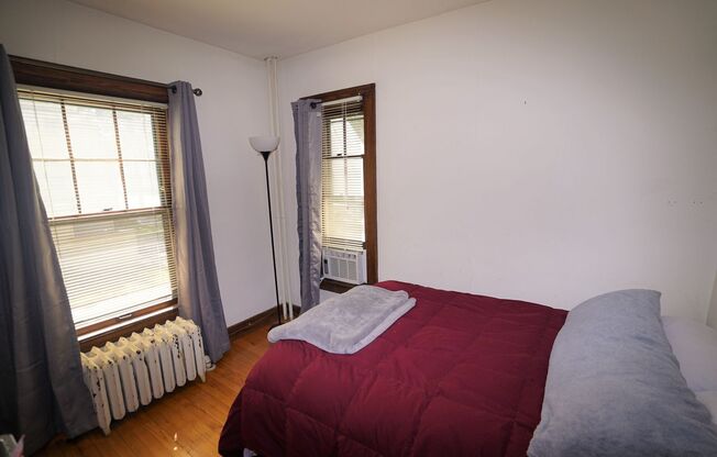 1 bed, 1 bath, $1,025, Unit 2