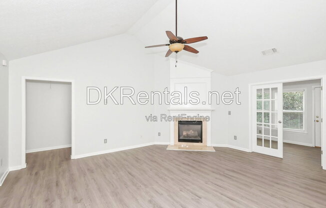 7226 BOULDER PASS