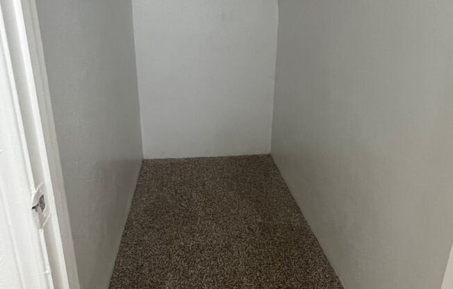 2 beds, 2 baths, 1,038 sqft, $1,085, Unit 2604