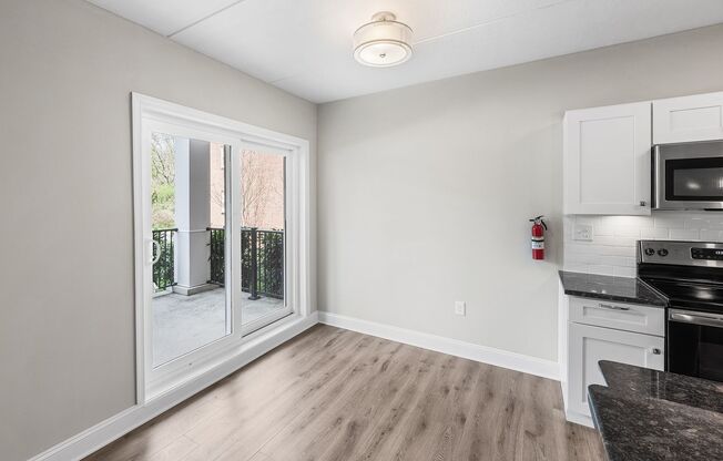 2 beds, 2 baths, 1,097 sqft, $2,700