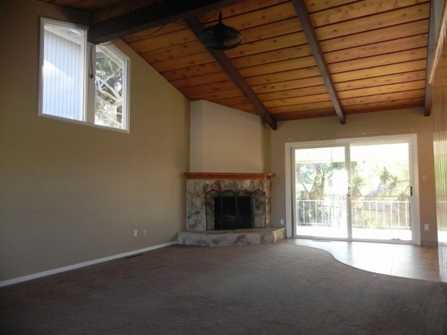 3 beds, 2 baths, $3,900