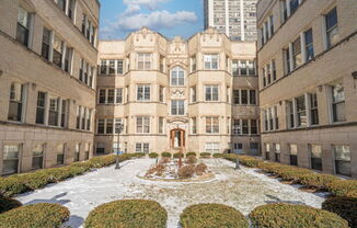 816 West Sunnyside Avenue 1A