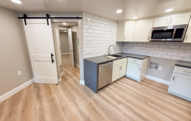 3148 FRUITVALE AVE