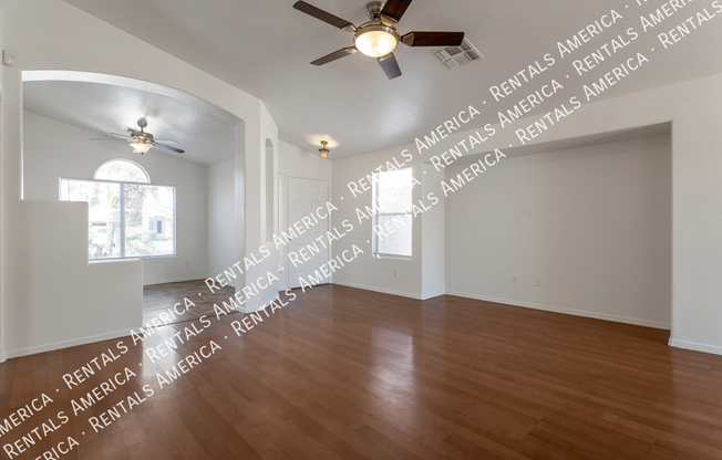 53 W DE RIO ST