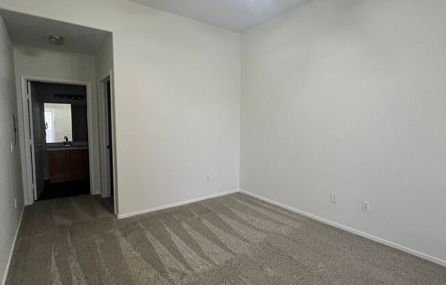 Great 2 bedroom condo in a gated community!