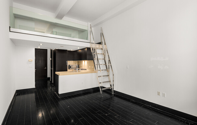 Studio, 1 bath, 500 sqft, $5,000, Unit 9G