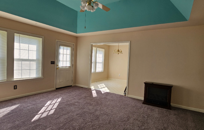 1011 BROOKWOOD DR